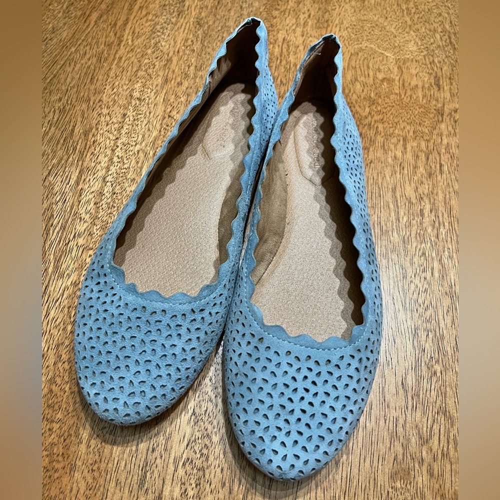 Violet & Red Blue Faux Suede Perforated Ballet Flats Size 7 Scalloped